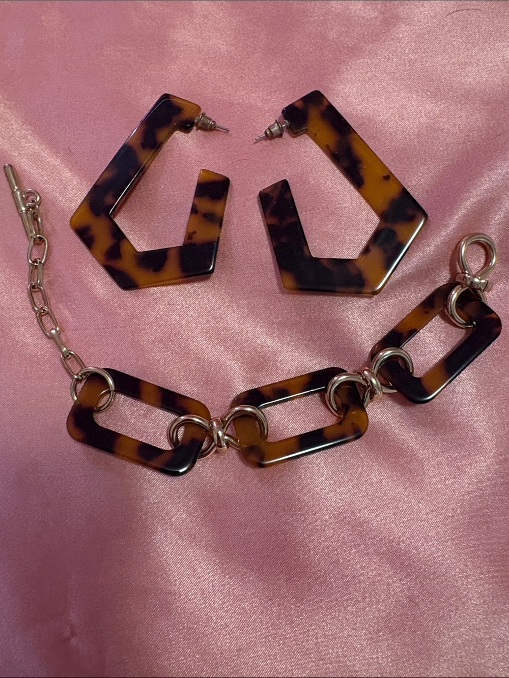 Vintage 90s Tortoiseshell Link Bracelet and Hex Drop Earrings Set